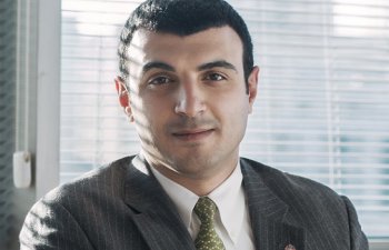 Taleh Kazımov Mərkəzi Bank kollektivinə təqdim olunub