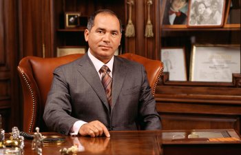 Fərhad Əhmədovun 400 milyonluq yaxtasına həbs qoyuldu