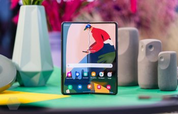 Məşhur insayder qatlana bilən Galaxy Z Fold 4-ün dizaynını sərgiləyib