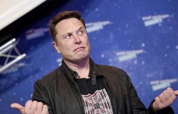 Musk: Twitter razılaşması dayandırılıb