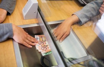 Azərbaycana xaricdən pul köçürmələri 7% azalıb