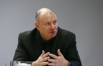 Britaniya Rusiyanın ən zəngin iş adamına sanksiya tətbiq edib