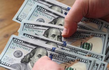Dolların sabaha olan rəsmi məzənnəsi AÇIQLANIB