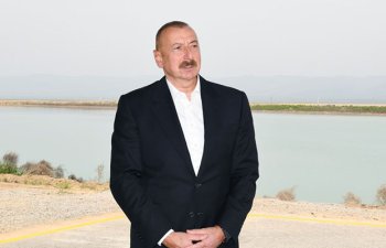 İlham Əliyev “Ağsu Aqropark”ın fəaliyyəti ilə tanış olub