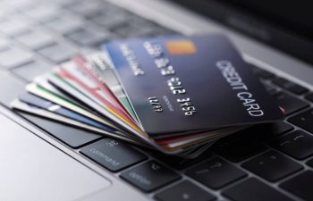 Azərbaycanda bank kartlarının sayı 23 faizə yaxın artıb