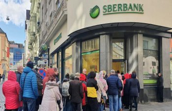 “Sberbank” Qazaxıstan bazarından gedir