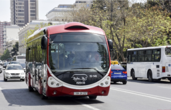 93 avtobusun hərəkət intervalında gecikmələr var