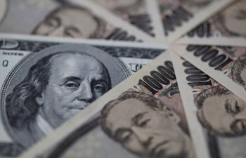 Yen 24 illik minimumda