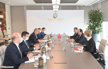 Mikayıl Cabbarov türk səfirlə  ticarət və investisiya əməkdaşlığının genişləndirilməsini müzakirə edib