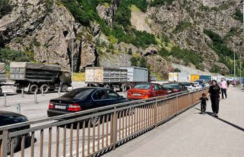 Gürcüstan Rusiyadan gələn kişilərə sərhədlərini bağlaya bilər