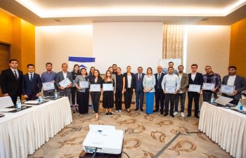 İKZF və MEDİA iqtisadi mövzularda yazan jurnalistlər üçün təlim keçirib