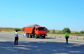 Yük avtomobillərinin Bakıya girişinə məhdudiyyətlər tətbiq olunacaq