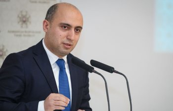 Emin Əmrullayev: “Elm və Təhsil Nazirliyinin tabeliyində 16 min boş yer var”