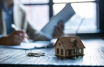 Daşınmaz əmlakla bağlı daha 5 xidmət ödənişli olacaq