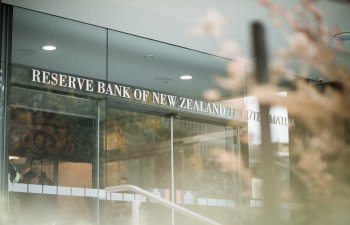 Yeni Zelandiya Ehtiyyatlar Bankı faiz artımlarını davam etdirə bilər