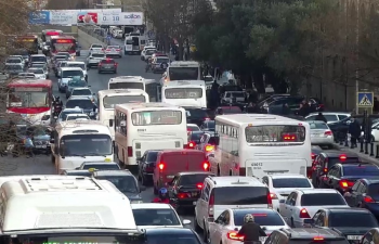 Bakıda sıxlıq olan yollar - SİYAHI