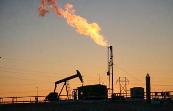 Dünya bazarlarında neft ucuzlaşıb