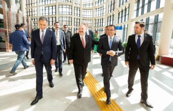 Türkiyənin sənaye və texnologiya naziri “ASAN xidmət”də - FOTO