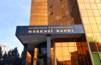 Mərkəzi Bank valyuta ehtiyatlarının idarəedilməsindən 42 milyon manat itirib