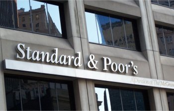 Standard & Poor\'s agentliyi Kapital Bank-ın reytinq proqnozunu yüksəltdi