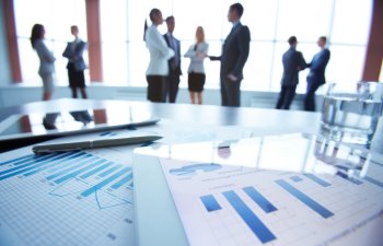 Bu ilin aprel ayında bank əməkdaşlarının sayı 0.4% artıb