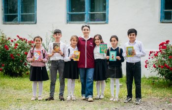 Qırmızı Ürəklər Fondundan “Kitab Gəzər” layihəsinə dəstək - FOTO