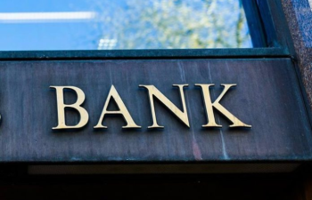 Azərbaycan banklarının faiz gəlirləri 33% artıb