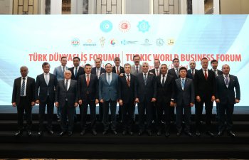 Azərbaycan Sahibkarlar Konfederasiyasının prezidenti Türk Dünyası Biznes Forumunda çıxış etdi