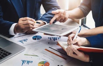 Azərbaycanda investorlar vəsaitlərini 58% aşağı riskli qiymətli kağızlara investisiya edib