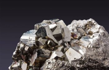 Çində strateji mineral yataqları tapılıb