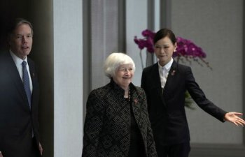 Yellen Çinə səfəri zamanı nəyə işarə edib?