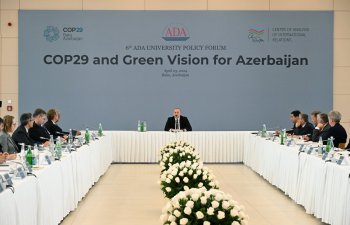 Prezident İlham Əliyev ADA Universitetində “COP29 və Azərbaycan üçün Yaşıl Baxış” mövzusunda keçirilən beynəlxalq forumda iştirak edir