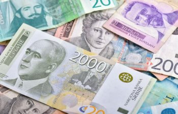 Kosova Serbiya dinarından imtina etdi