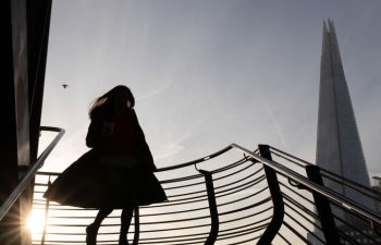 Böyük Britaniyada işsizlik dərəcəsi artımından sonra 2,5 ilin ən yüksək həddə çatdı
