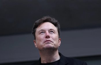 Elon Musk: Tramp uduzsa, ABŞ tiraniyaya doğru sürüşəcək