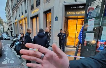 Parisin mərkəzində Louis Vuitton mağazası qarət edilib