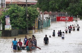 Şri-Lankada daşqınlardan 118 mindən çox insan zərər çəkib