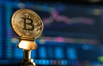 Bitcoin-in qiyməti 2% artıb