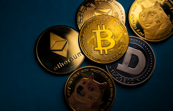 Bitcoin və altkoinlər kəskin ucuzlaşdı