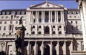 BoE gələcək şoklarda daha kiçik QE hesab etməyi tövsiyə etdi