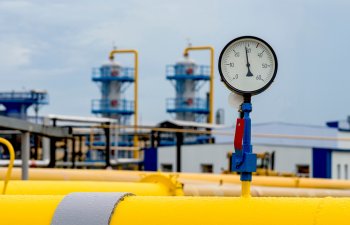 Avropada qazın qiyməti 375 dollar həddindən aşağı düşüb