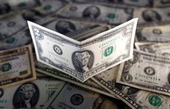 Dolların zəifləməsi: Ticarət müharibələri və iqtisadi eniş