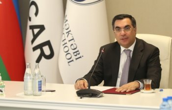 Elmar Qasımov "TEKNOFEST-2025"də iştirak edəcək tələbələrlə görüşdü