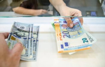 Azərbaycana daxil olan və xaricə göndərilən sürətli pul köçürmələri azalıb