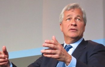 Dimon daha bir neçə il JPMorgan-ın rəhbərliyində qalmaq niyyətindədir