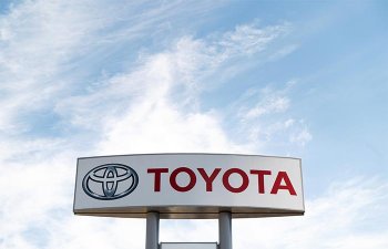 Toyota Industries təxminən 33 milyard dollara satın alınacaq və özəlləşdiriləcək