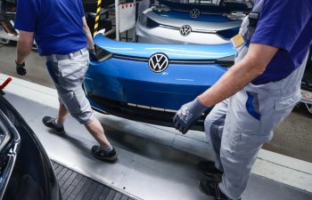 20 mindən çox işçi Volkswagen-i könüllü tərk edəcək
