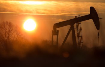 Neft artımı sürətləndirir, Brent bir barel üçün 65,72 dollara qalxır