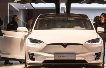 Tesla 172 Model Y elektrik avtomobilini geri çağırır