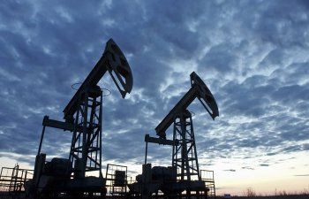 Neftin ucuzlaşması güclənir, Brent 5%-dən çox itirir